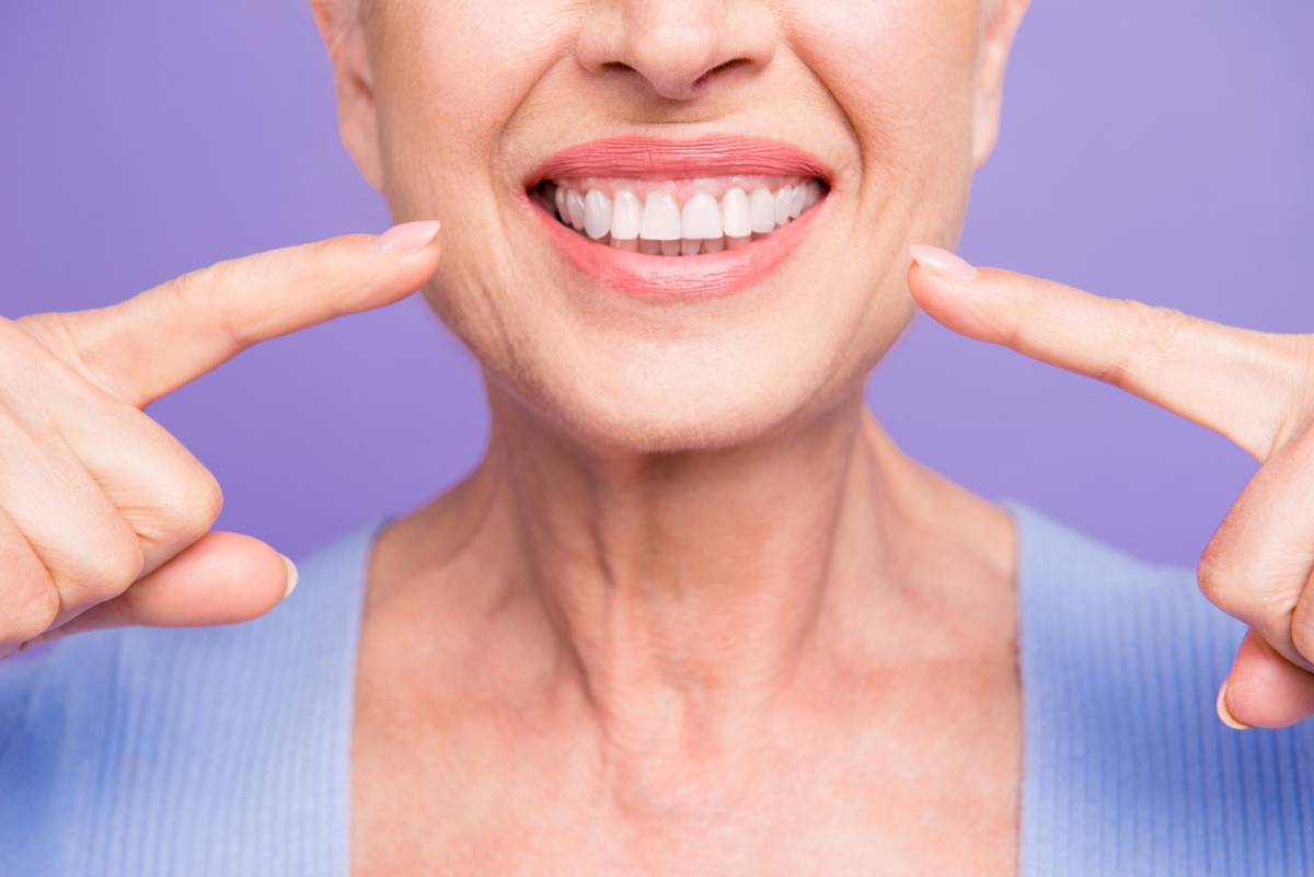 featured image for top foods for healthy gums